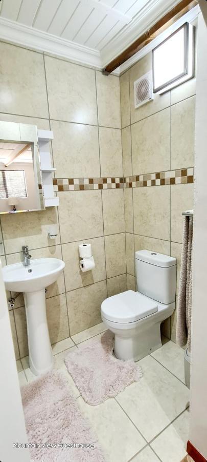 Mountain View Guesthouse Vanrhynsdorp Εξωτερικό φωτογραφία