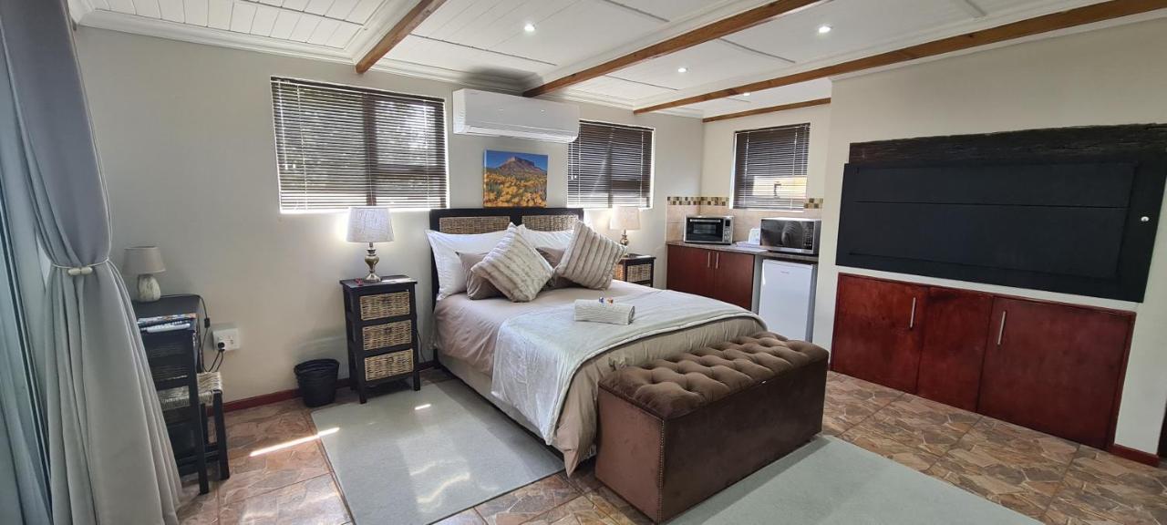 Mountain View Guesthouse Vanrhynsdorp Εξωτερικό φωτογραφία
